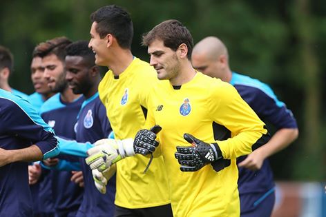 Gudiño y Casillas en un entrenamiento con el Porto