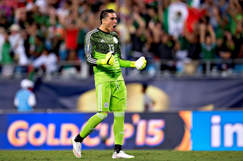 Guillermo Ochoa, arquero mexicano