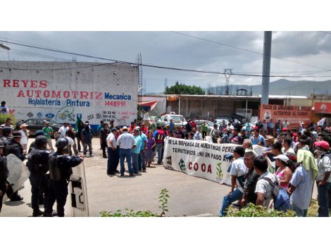 Activistas de cinco organizaciones amenazan con instalarse en la zona del zócalo y Alameda en plantón indefinido si no tienen respuesta  a sus plantea
