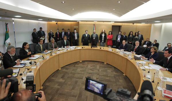 La reunión fue a puerta cerrada y duró más de cuatro horas. 