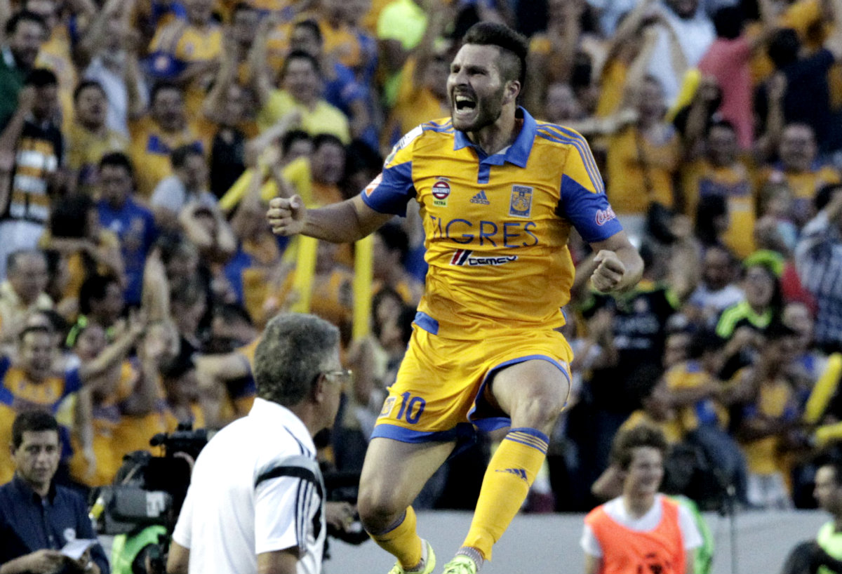 El festejo de Gignac en el Volcán