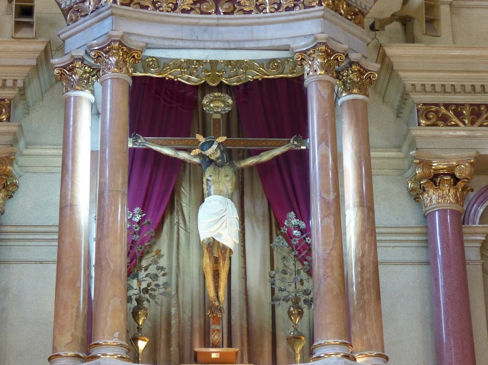 Francisco Aguilar detalló que la imagen del Santo Cristo fue hecha con pasta de caña, que es un material muy suave y delicado. 