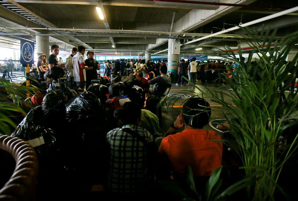 Miles de campuseros pernoctarán en Expo Guadalajara