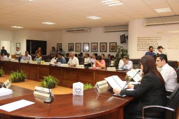 Se instaló el consejo y se fue a receso. 