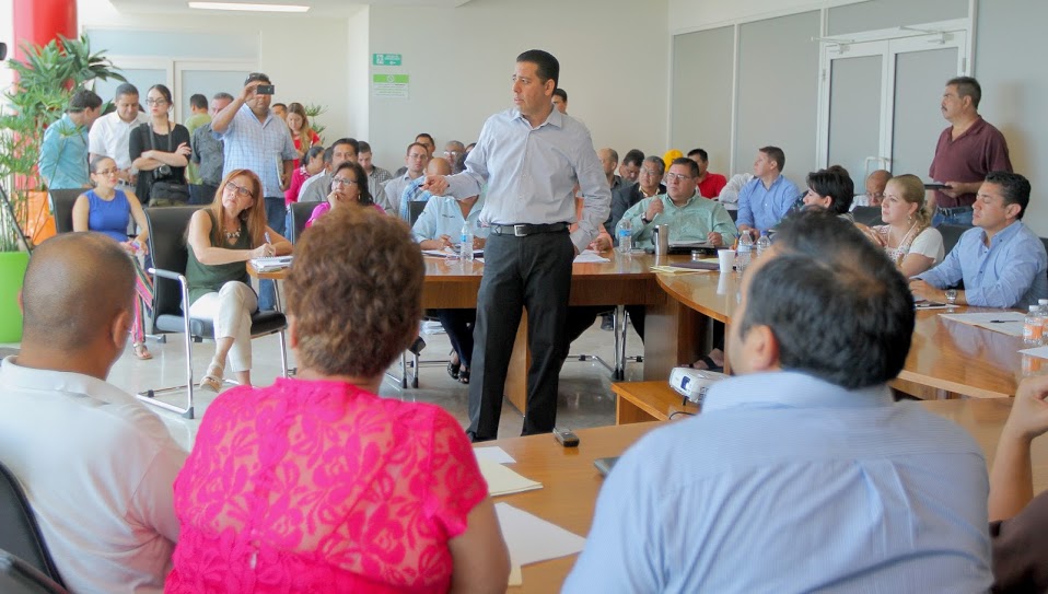 El número de luminarias instaladas asciende a 42 mil 217 de las 58 mil 593 que proyecta el contrato.