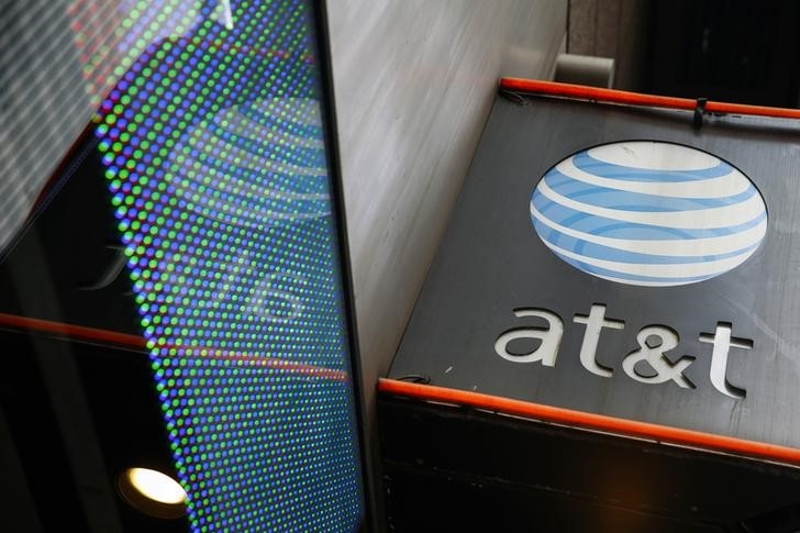 AT&T adquiere DirecTV por 49 mil mdd