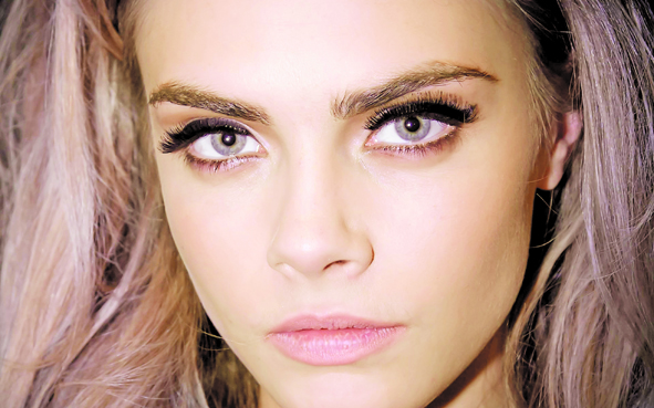 Cara Delevingne ha sido el rostro de numerosas marcas de lujo.