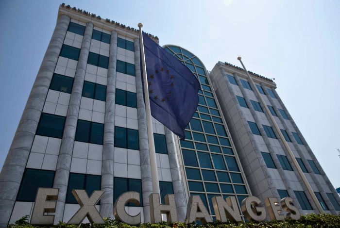  El Banco Central Europeo (BCE) aprobó hoy un plan para reabrir la bolsa de Atenas después de un mes sin actividad.