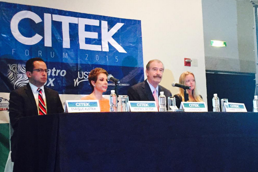 El ex presidente Vicente Fox en conferencia de prensa por la segunda edición del Foro Citek 
