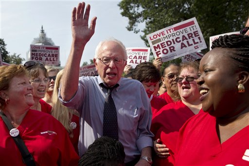 Bernie Sanders buscará atraer al electorado hispano con una agenda económica.