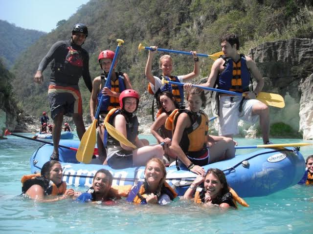Los parajes de la Huasteca potosina son visitados por el turismo extranjero.