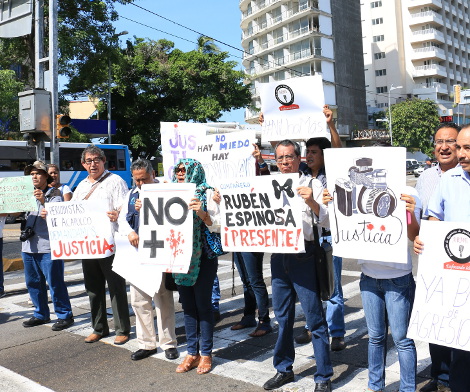 Los periodistas demandaron justicia para Rubén Espinosa.