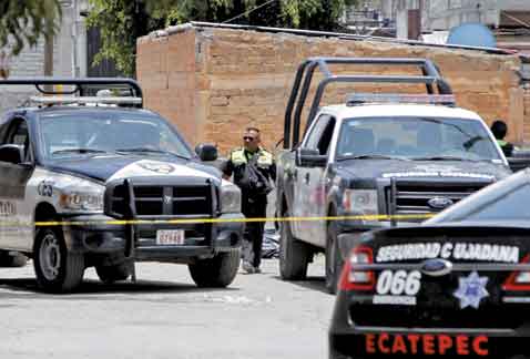 Operativo de seguridad en el Estado de México, tras un asesinato.