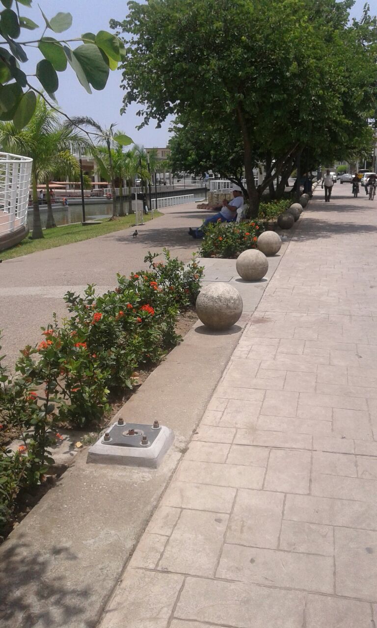 Paseo del canal de la Cortadura ya presenta robos en su infraestructura.