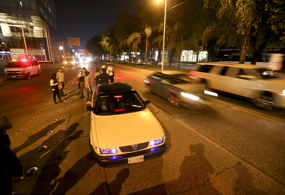 Revisan taxis en zona metropolitana de Guadalajara. Foto: Carlos Zepeda