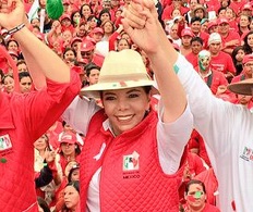 Carolina Monroy del Mazo, compañera de fórmula de Manlio Fabio Beltrones para dirigir el PRI.
