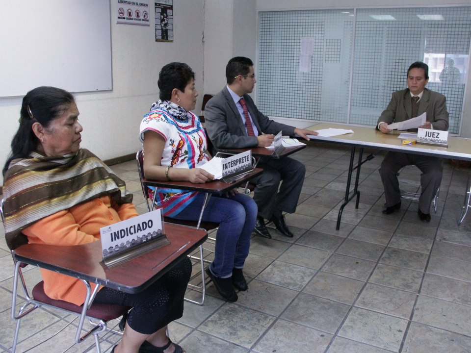 A través de la Secretaría de Desarrollo Rural y Equidad para las Comunidades el GDF trabaja para garantizar los derechos de las mujeres indígenas.