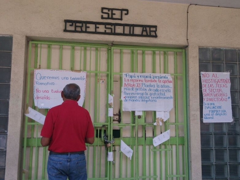 Maestros cetegistas piden que se cancele la evaluación punitiva que agrede a todos los trabajadores de la educación. 