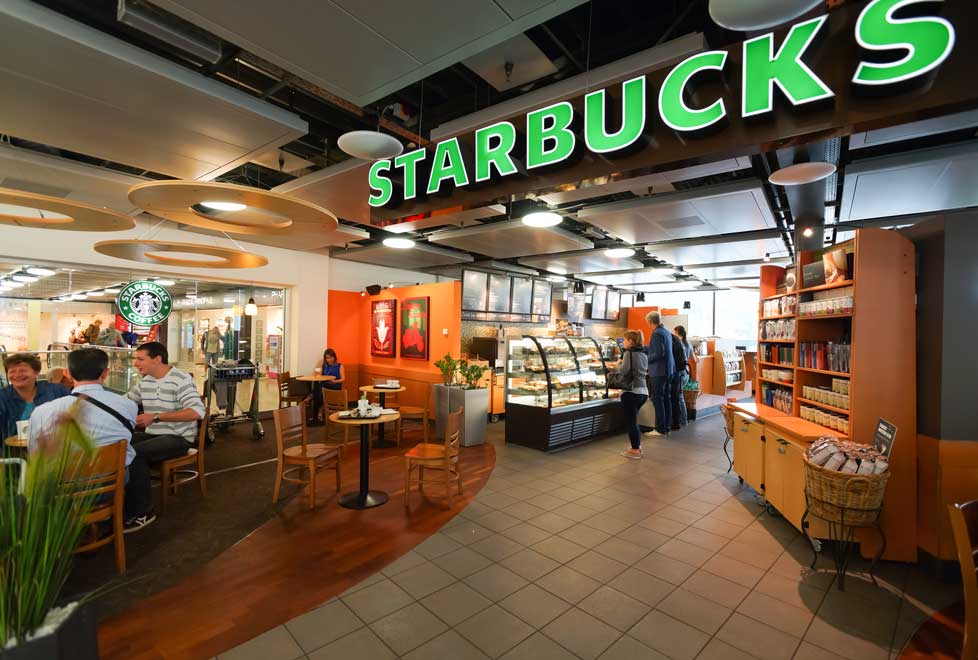 Alsea adquirió 82% de Starbucks en Chile.