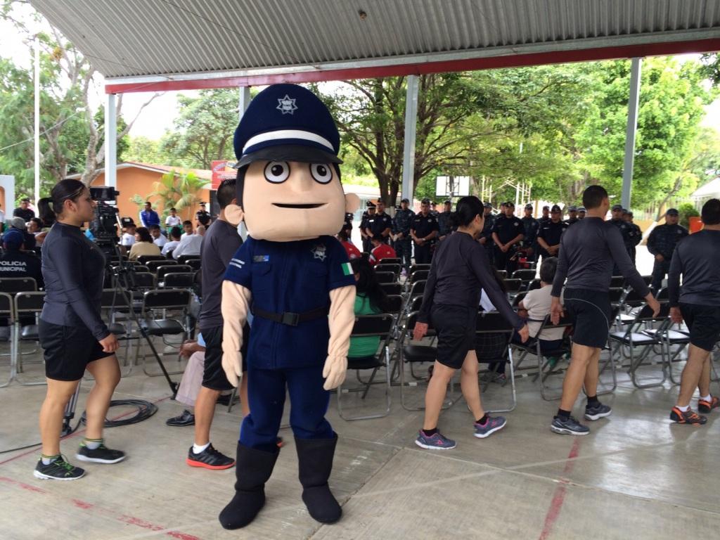La Gendarmería empezará labores de rehabilitación en escuelas de Oaxaca. 