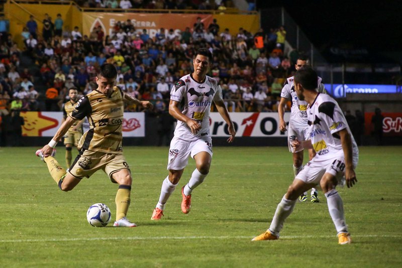 Murciélagos se enfrentó a Dorados 