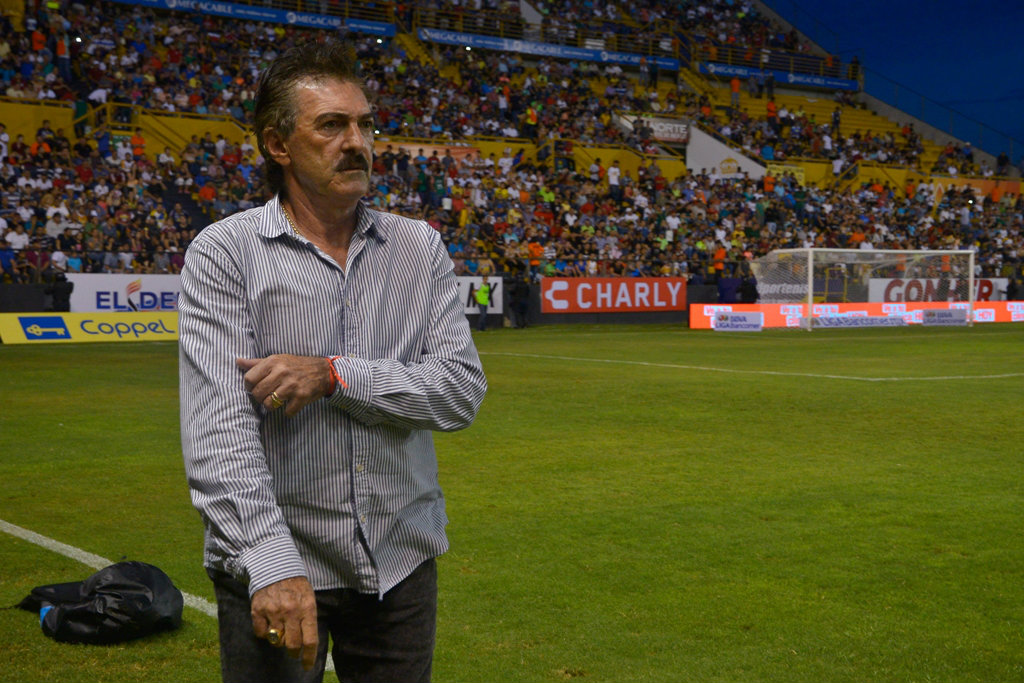 Ricardo la Volpe, DT de Jaguares 