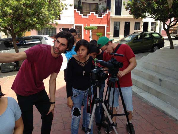 Uno de los proveedores es la asociación CEDAT que promueve talleres de todo tipo, hasta de video.