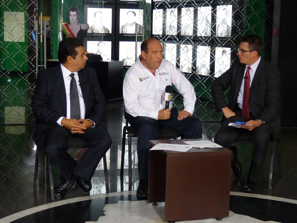 Dentro del programa "Cambios", Rubén Moreira, gobernador de Coahuila habló sobre los temas que rodea a la reforma a la Ley Político Electoral.
