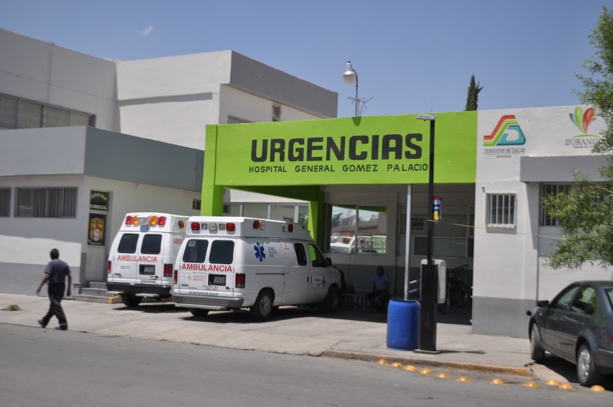 El hombre fue internado en el Hospital General de Gómez Palacio, donde se encuentra grave de salud.