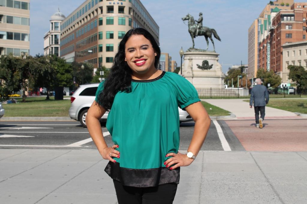 Raffi Freedman-Gurspan, primera funcionaria transgénero en la Casa Blanca. 