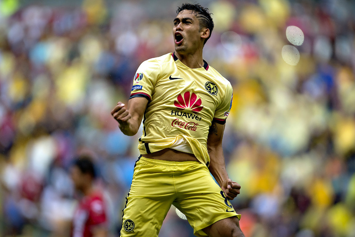 Festejo del 'Rife' Andrade tras el 1-0 ante Veracruz 