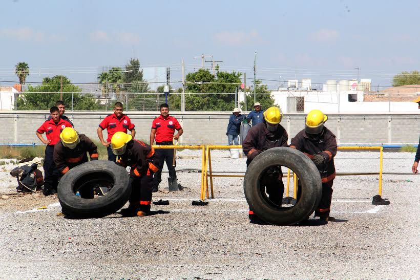 Festejo del Día del Bombero en Torreón. 