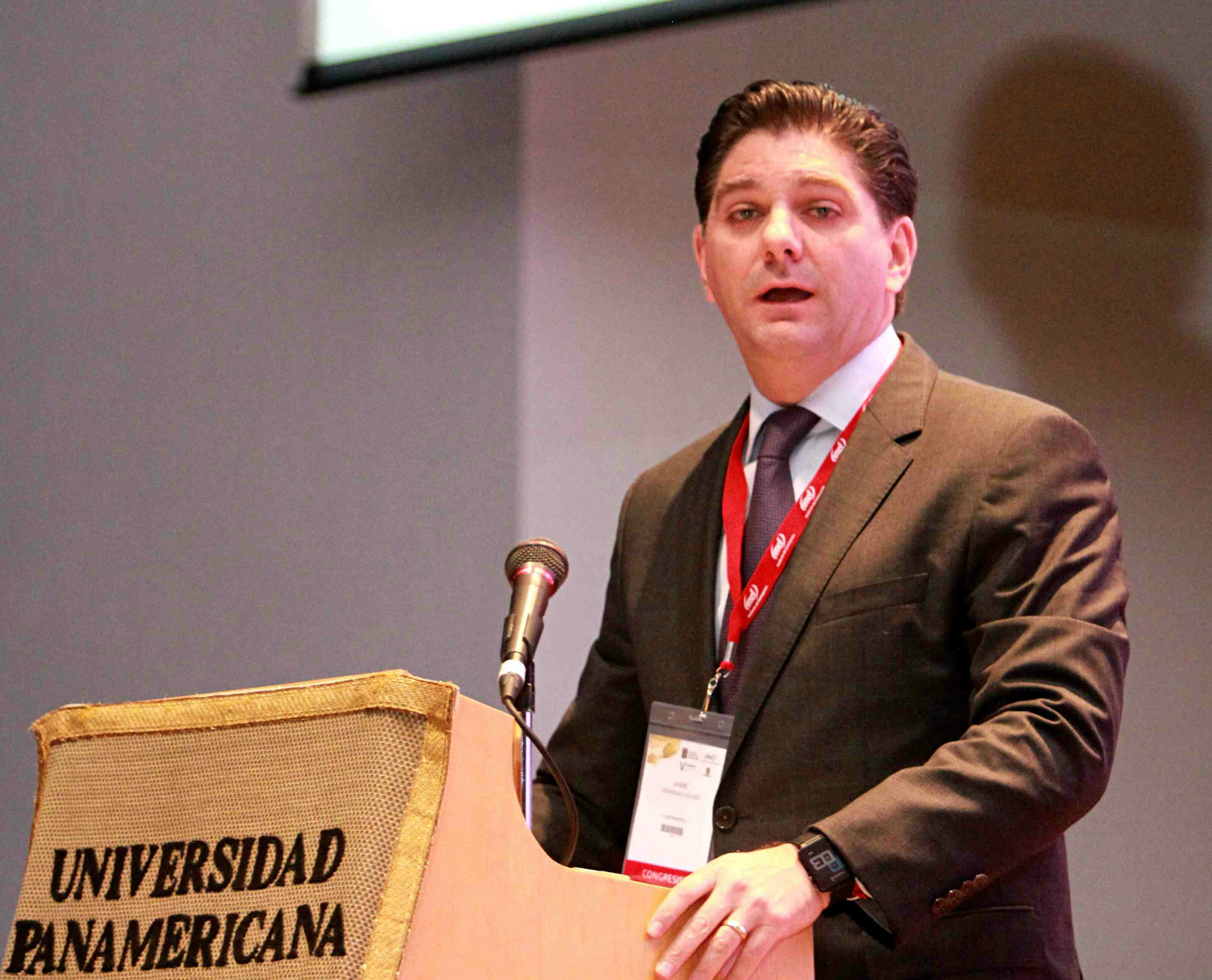 Jaime González Aguadé, presidente de la Comisión Nacional Bancaria y de Valores