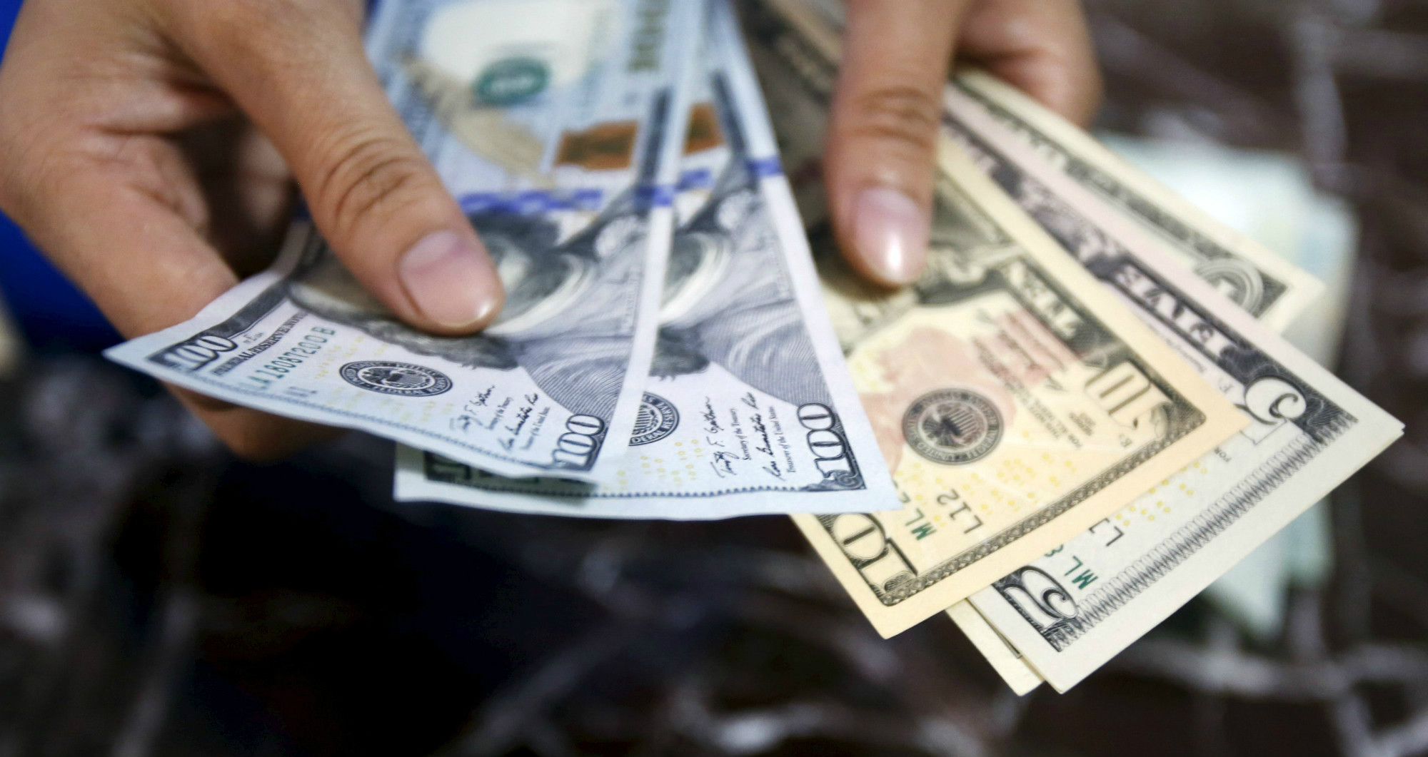 El tipo de cambio interbancario es de 16.8495 pesos por dólar.