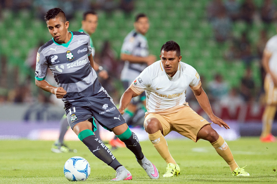 Santos se puso al frente al minuto 9.