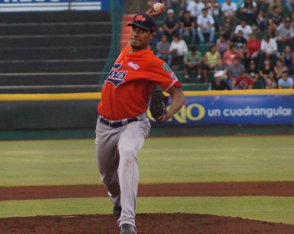 Daniel 'El Grande' Cabrera aportó en la victoria de Tigres sobre Leones en la final de la Zona Sur
