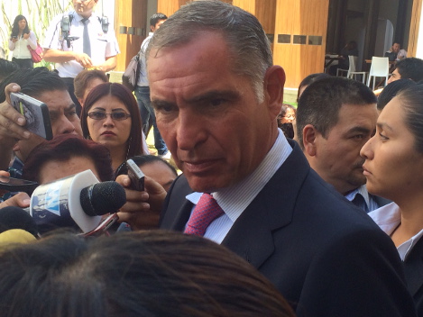 El gobernador se dijo abierto al diálogo. 