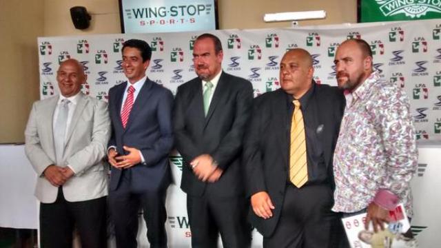 Coaches y directivos presentaron la Liga de Futbol Americano Profesional en México