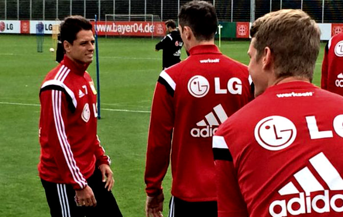 Javier 'Chicharito' Hernández trabajó con sus nuevos compañeros