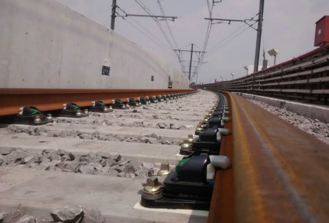 Luego de quedar listas las vías de prueba, la Secretaría de Obras y Servicios inició los ensayos en el tramo rehabilitado de la Linea 12 del Metro.