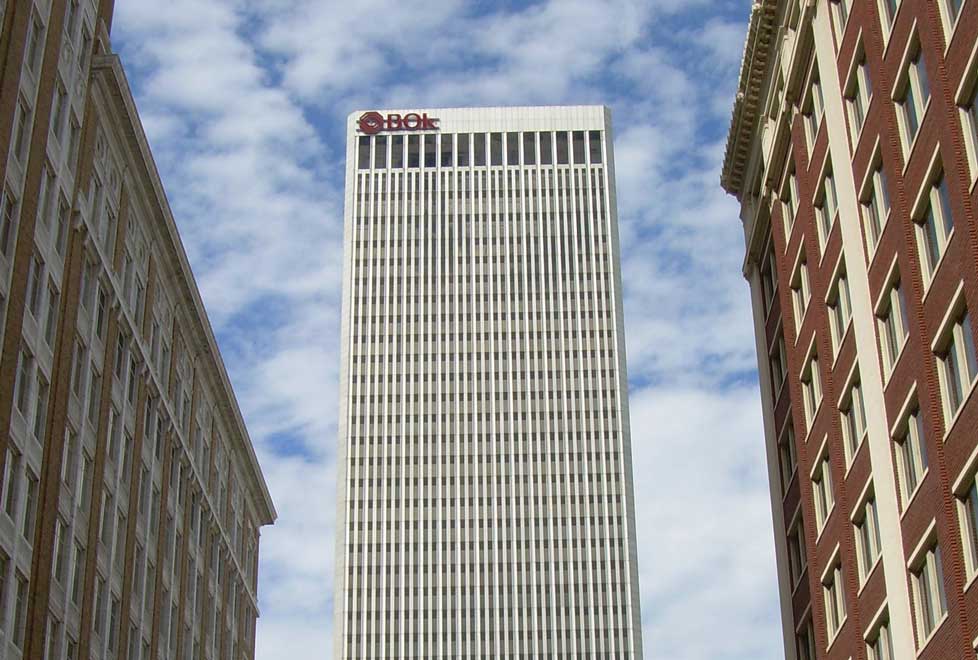 La tendencia hacia la renegociación preocupa, pues reduce las posibilidades de extensiones de crédito o ventas  forzosas de activos de empresas como B