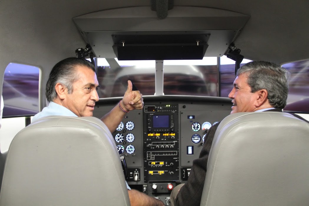 Jaime Rodríguez anunció que el Gobierno de tres helicópteros con que cuenta, se quedará solamente con uno. 