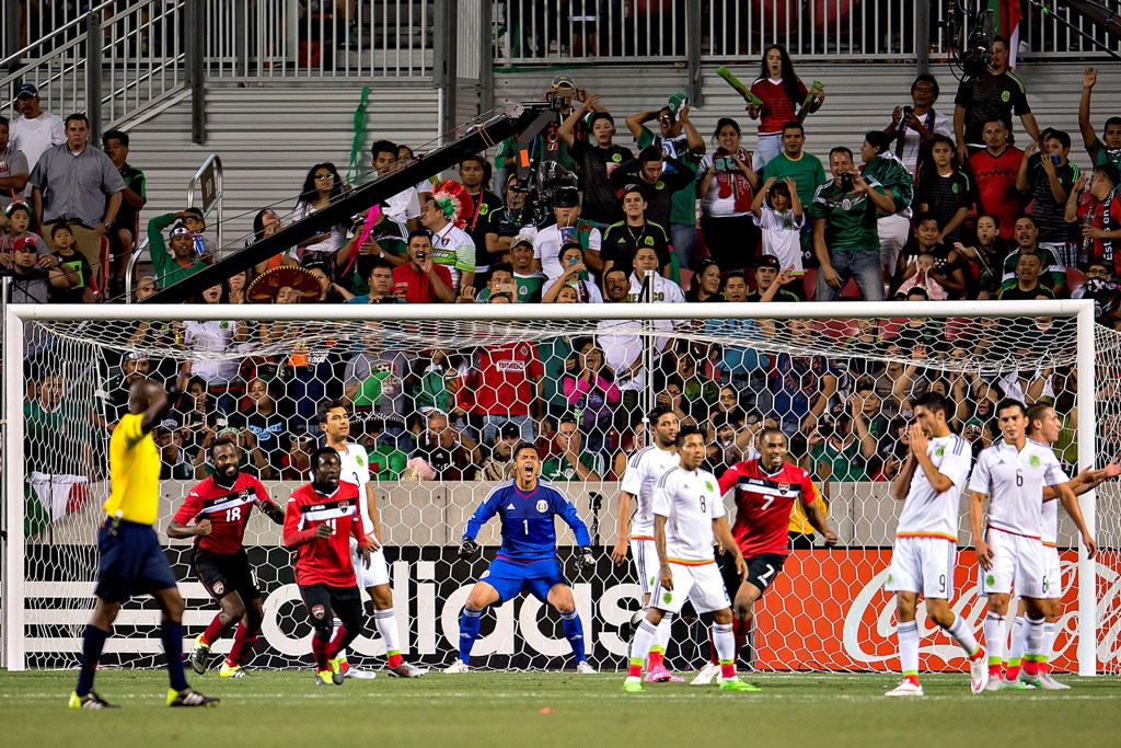 Talavera reprende a sus compañeros tras el tercer gol de Trinidad y Tobago