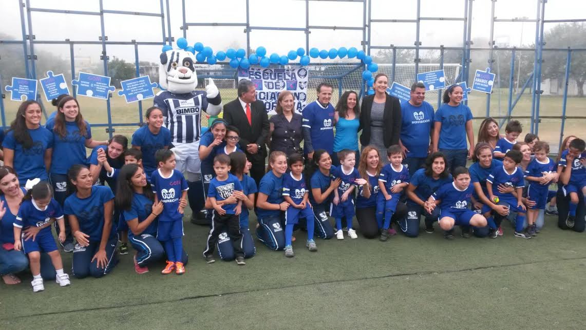 El ITESM, COTTI y el DIF de Monterrey impulsan la primer Escuela de Iniciación Deportiva para Niños con Autismo.