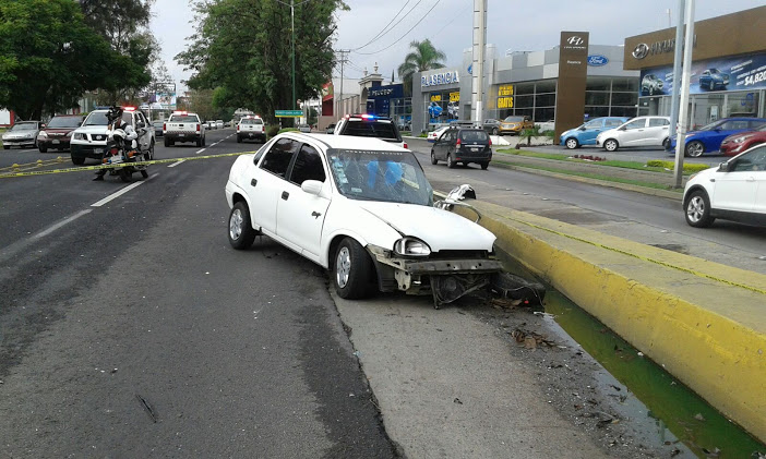 Tras el accidente dos personas  fallecieron y cinco más resultaron gravemente lesionadas