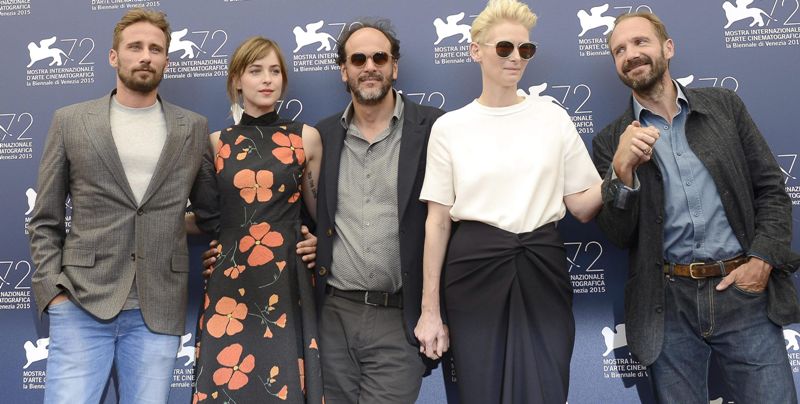 La crítica no fue nada afortunada para la cinta donde aparece, también, Dakota Johnson. 