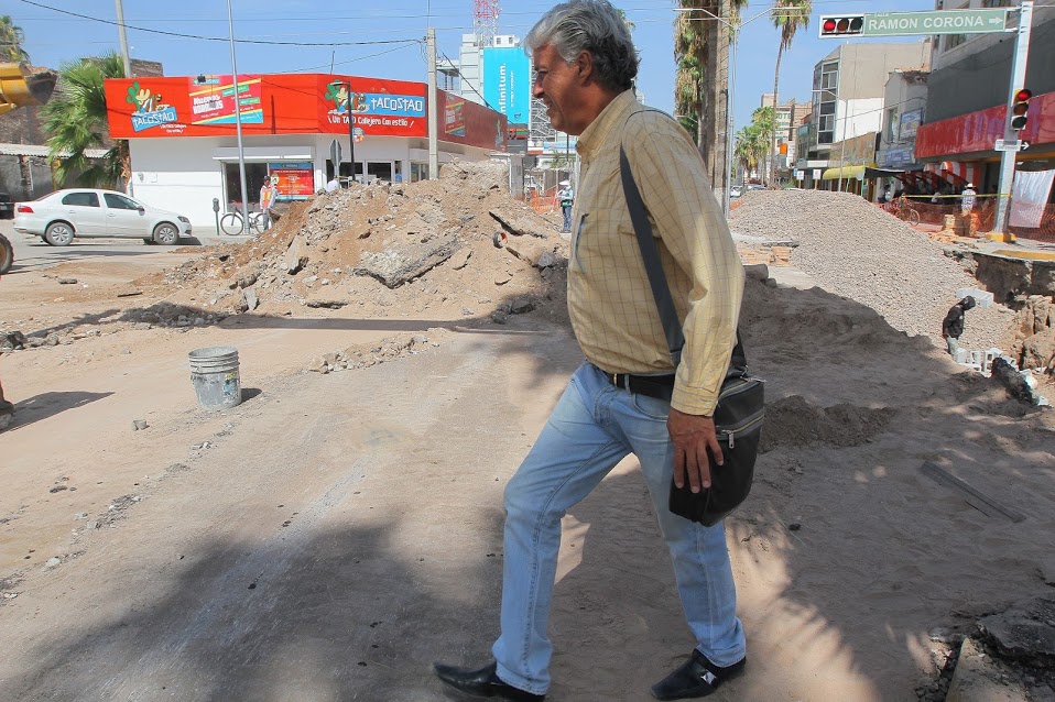 El director de Obras Públicas espera que los trabajos que están realizando en el sector ayuden a impulsar un crecimiento económico en la zona.