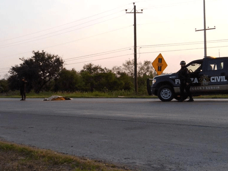 El cuerpo fue hallado sobre la carretera Cadereyta con dirección a Allende.