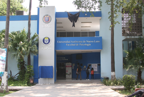 La Facultad de Psicología, donde estudiaba la joven, se unió al luto.