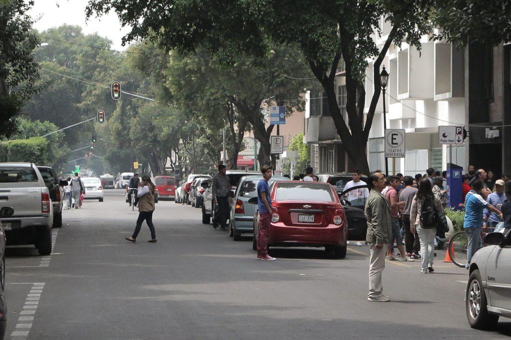 Los capitalinos no se espantaron al escuchar la alarma sísmica.